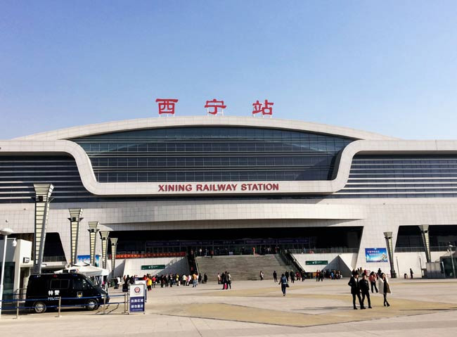 汤旺河西宁高铁站